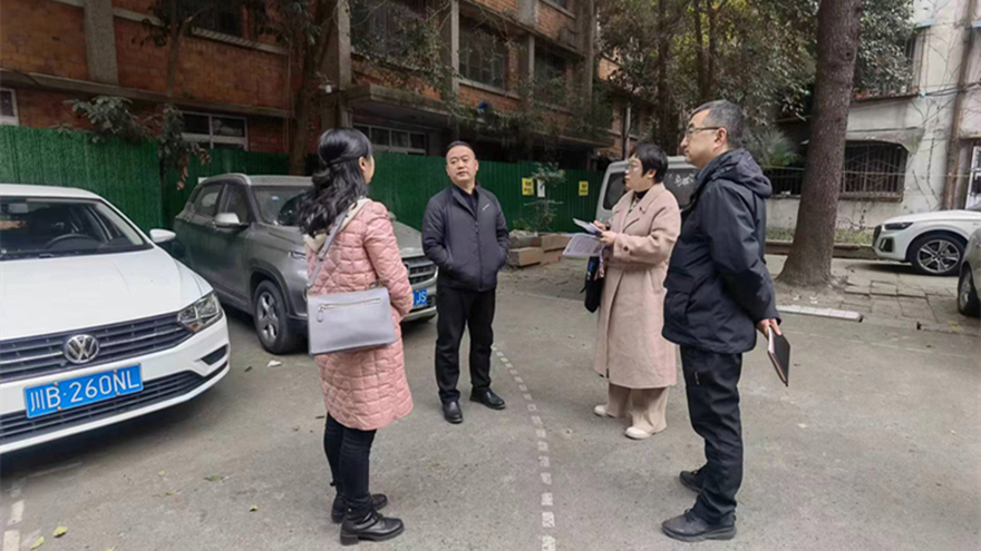 圖一：集團黨委副書記王玉梁督導(dǎo)富達公司安全工作