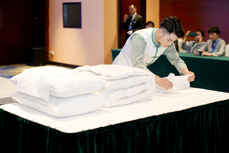 20240611-9302 20240611-9302